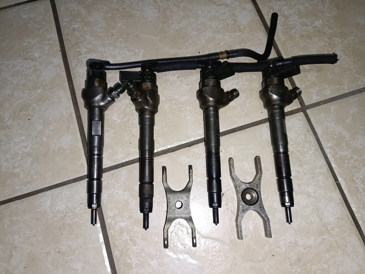 Bicos injetores VW Amarok diesel BI turbo original VW
