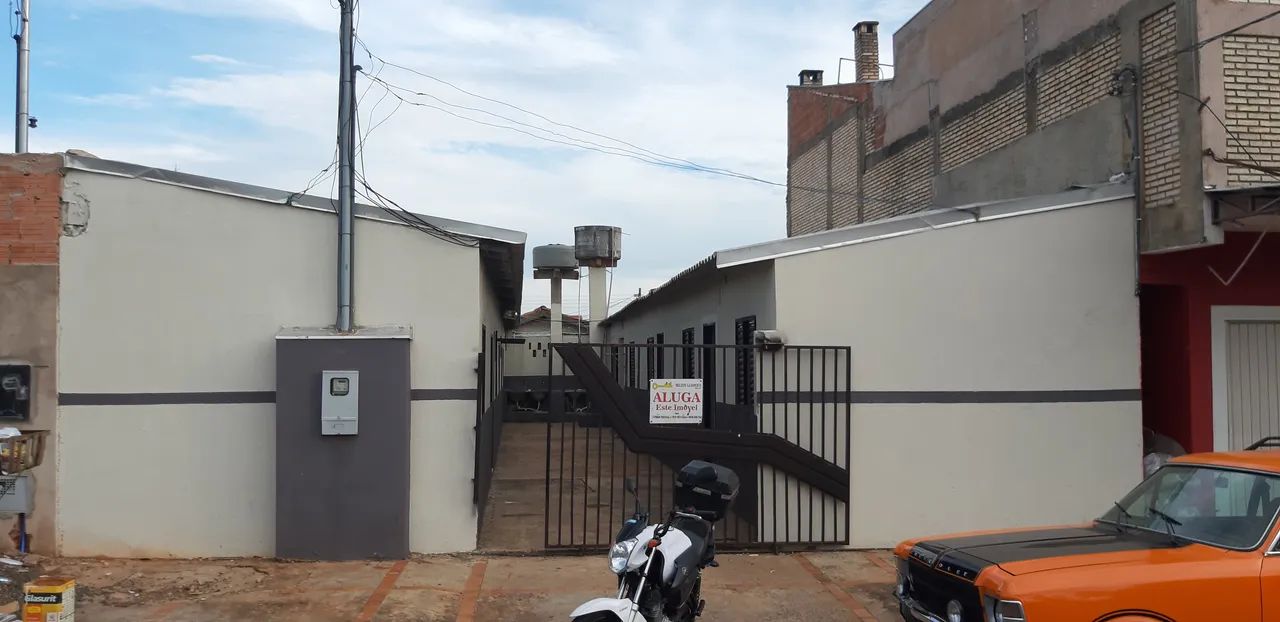 Kitnet na avenida principal do Bairro Ze Pereira