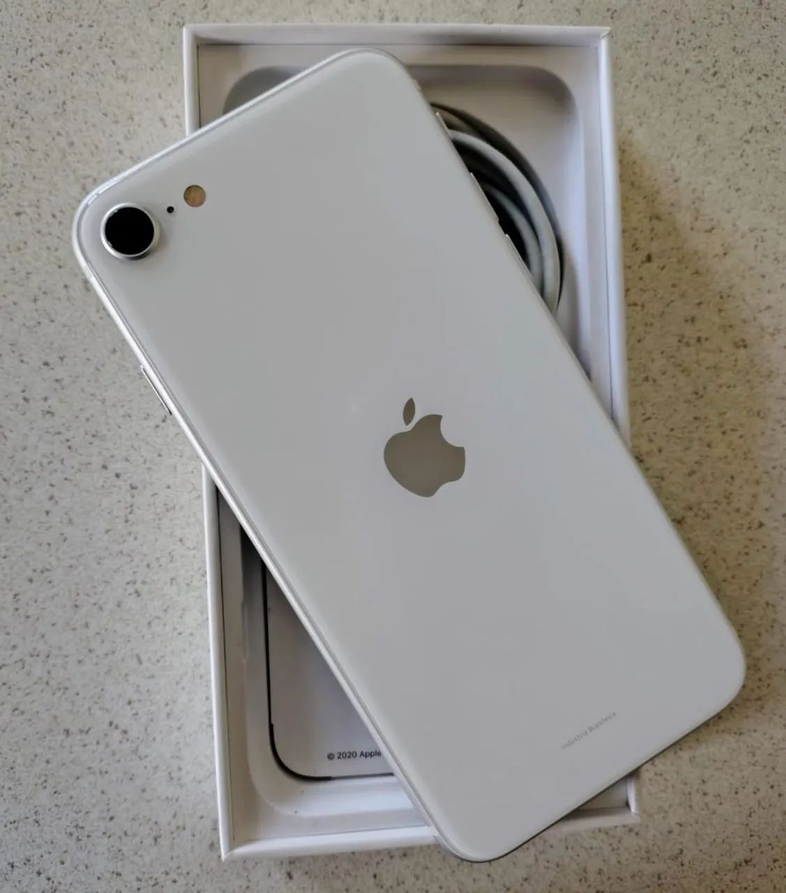iPhone SE em perfeito estado! Parece novo! - Foto 2