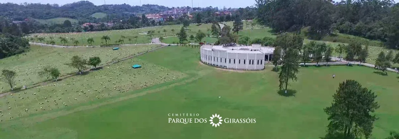 Vende-se Jazigo Simples no Parque dos Girassóis - R$ 8120,00