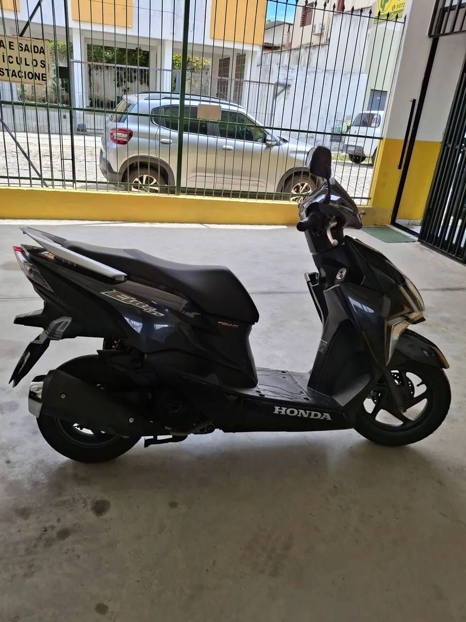 Vende-se moto Honda Elite 125