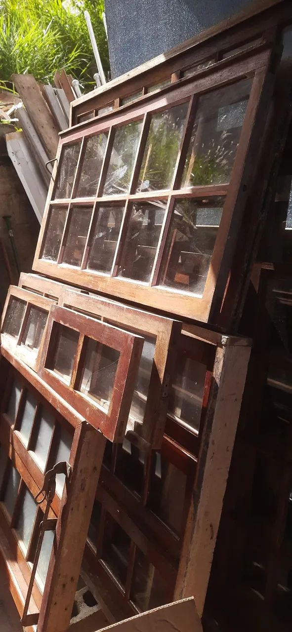 Janelas madeira 64706579360387120