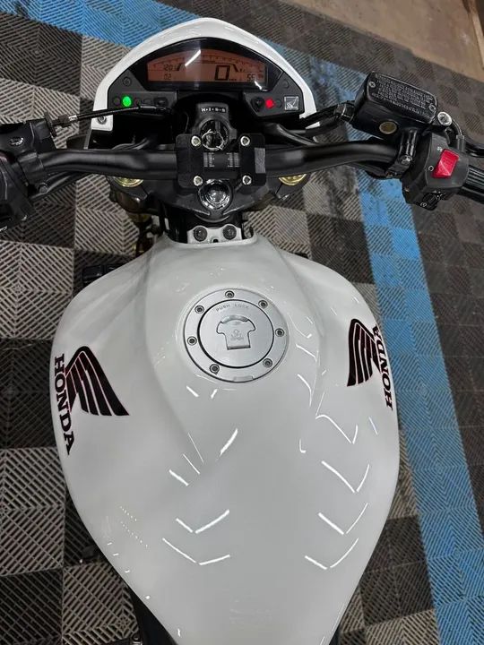 Hornet 2012/2013 - Foto 2