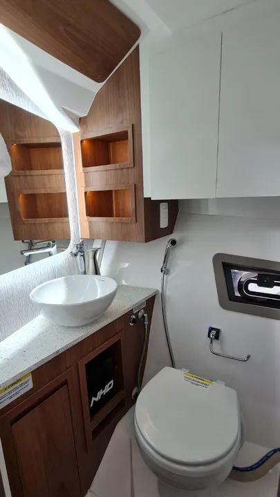 Lancha NHD 37 pés (355 nomenclatura internacional) All Space parelha popa Mercury 300hp 4T - Foto 4