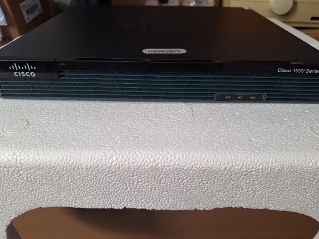 roteador cisco 1900419359710123796482