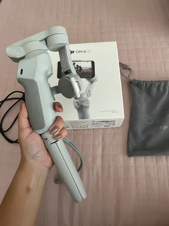 Estabilizador de celular Gimbal OM 4 SE