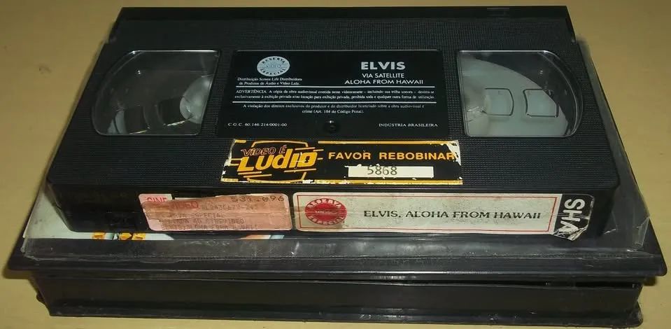 Fita Vhs Elvis Via Satellite -Aloha From Hawaii - Foto 3