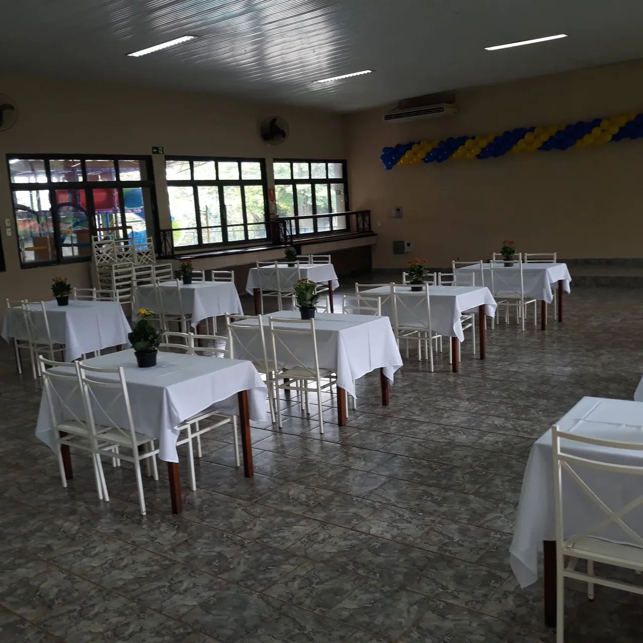 Mesas e Cadeiras para Eventos