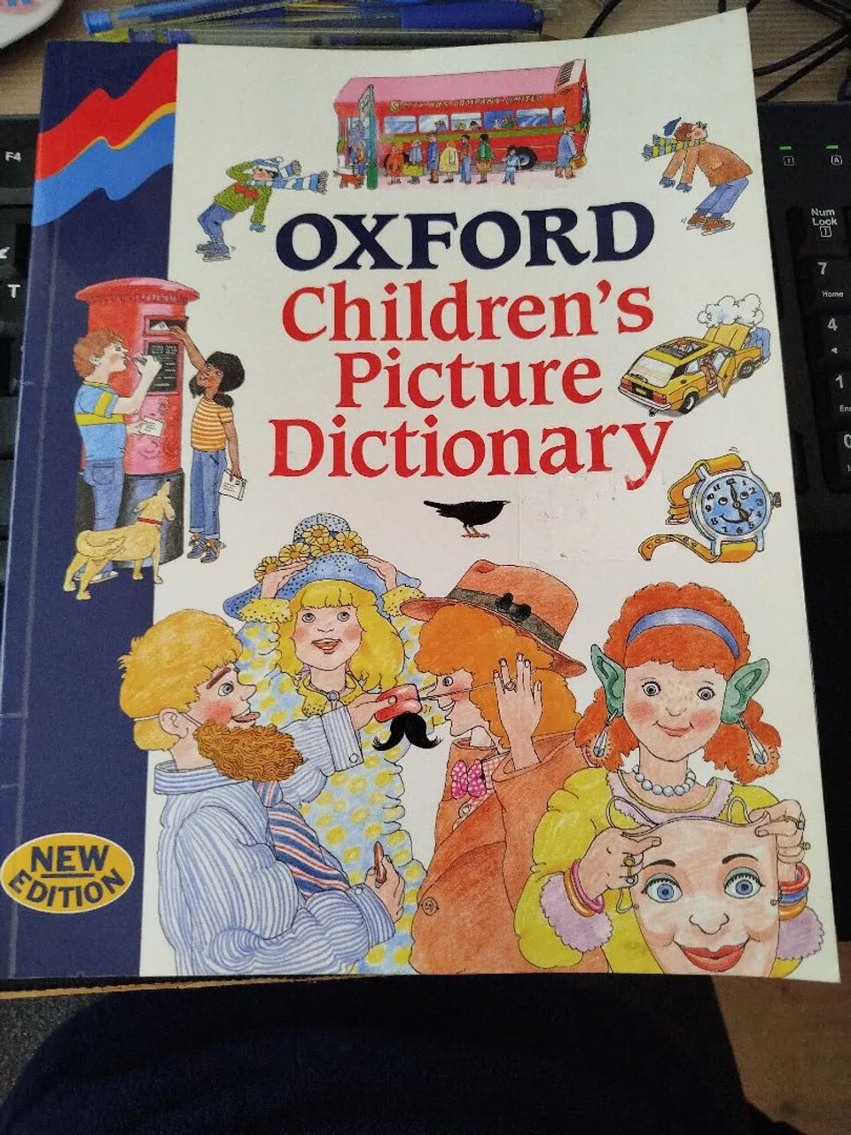 Livro Oxford childrens pictures dictionary