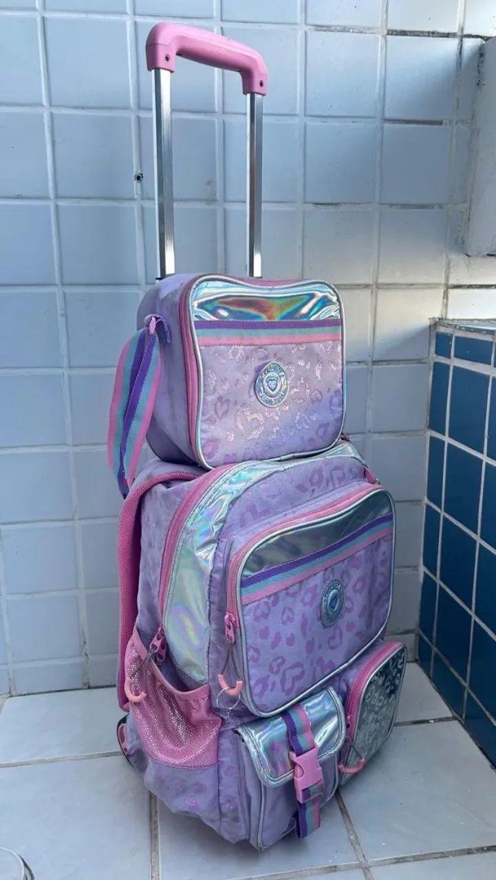 Conjunto escolar - Bolsa, estojo e lancheira 