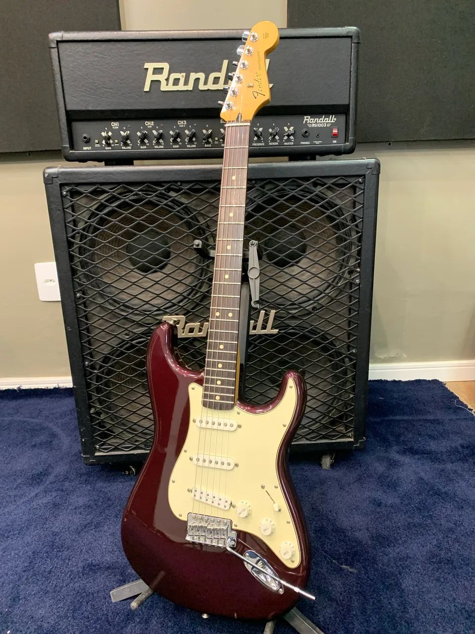 Fender standard - Instrumentos musicais - Química, Barra do Piraí ...