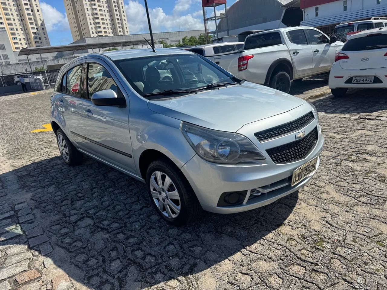 Vendo ou troco Agile 1.4 2013 LT única dona  - Foto 3