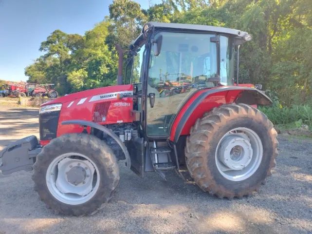 Trator Massey Ferguson - MF 4709 Cabinado. Fab 2019 - Foto 5