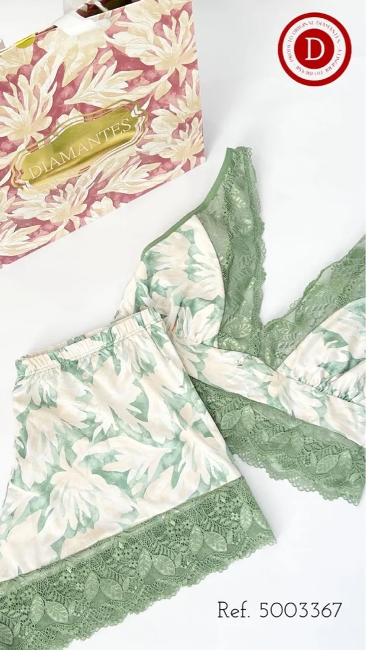 Conjunto de pijama floral verde Diamantes