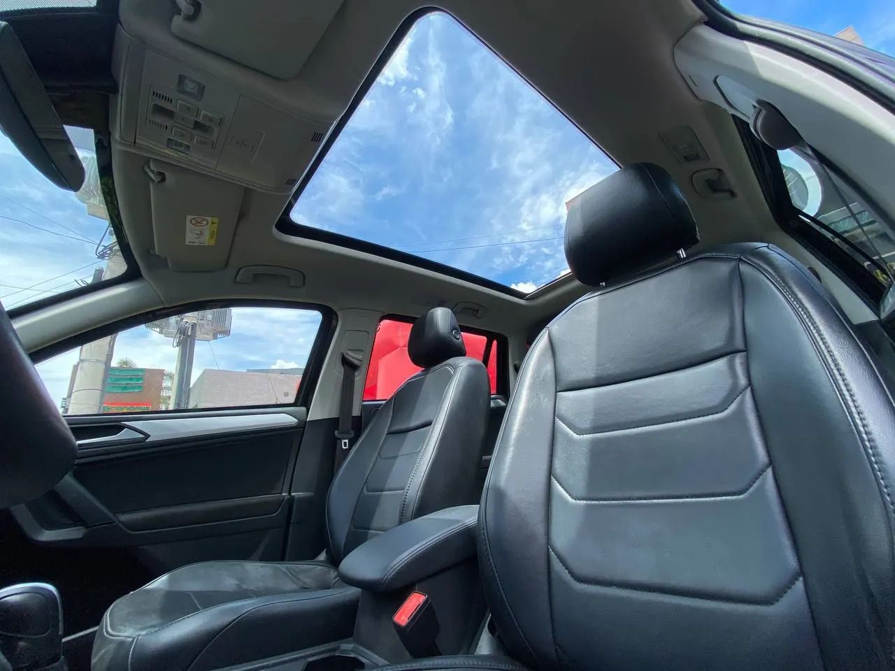 TIGUAN ALLSPAC 250 TSI 1.4 AUT T/SOLAR (BLINDADO) 2020 - Foto 9