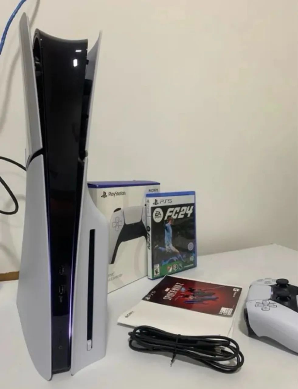 Playstation 5 - 2 controles / FIFA / Spider / 1 Tera  - Foto 2