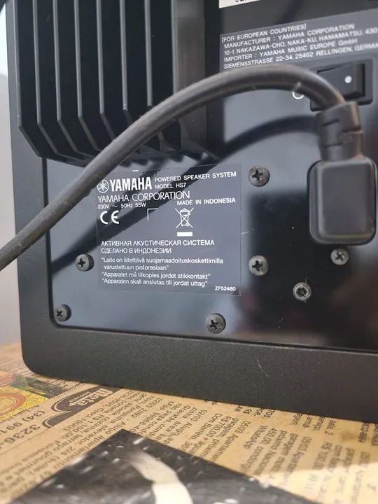 Par de monitores de áudio Yamaha HS7 - Foto 4