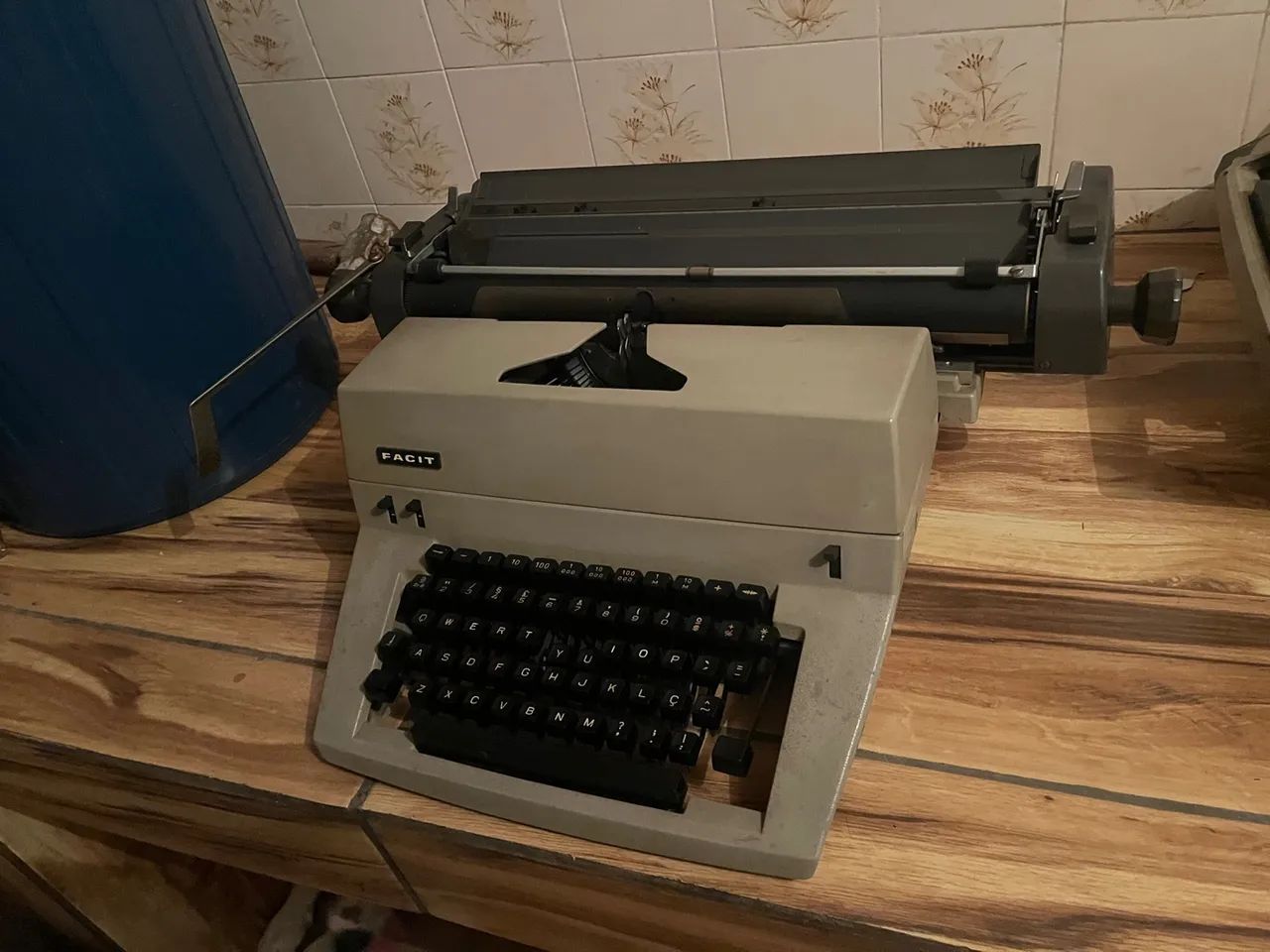 Máquina de escrever Facit antiga - Foto 4