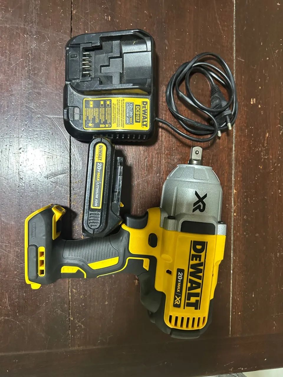 Chave de Impacto DeWalt XR 20V MAX - Foto 3
