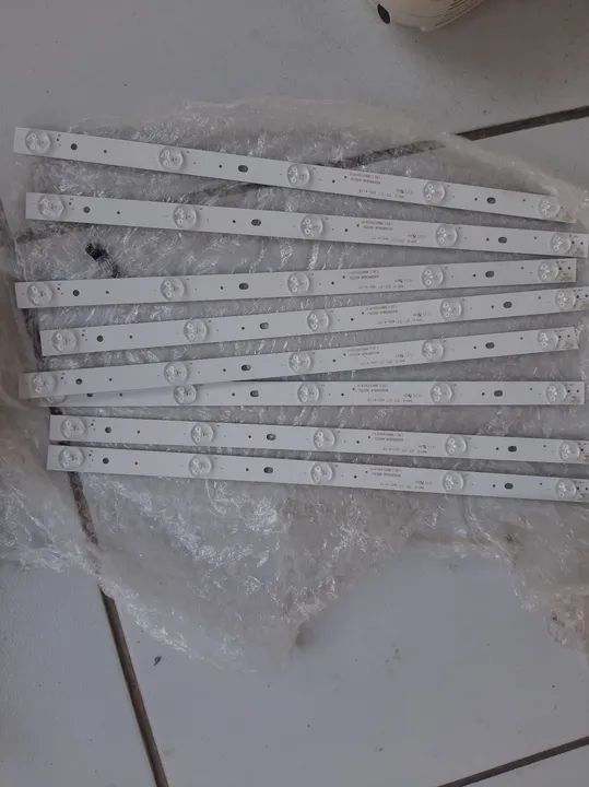 Lâminas LED para TV - 8 peças