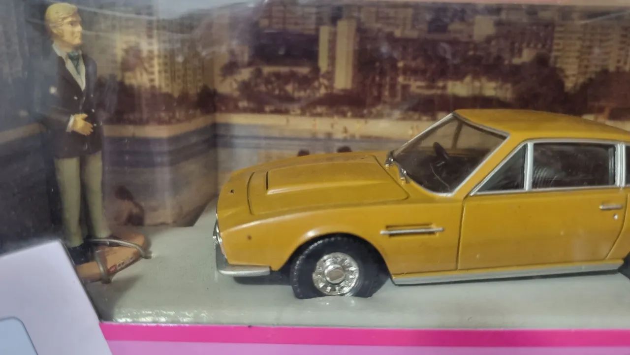 Miniatura Corgi Aston Martin DBS - The Persuaders. Ver obs.  - Foto 2