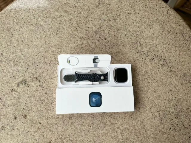 ? Vendo Apple Watch Series 9 45mm - Seminovo e em Ótimo Estado