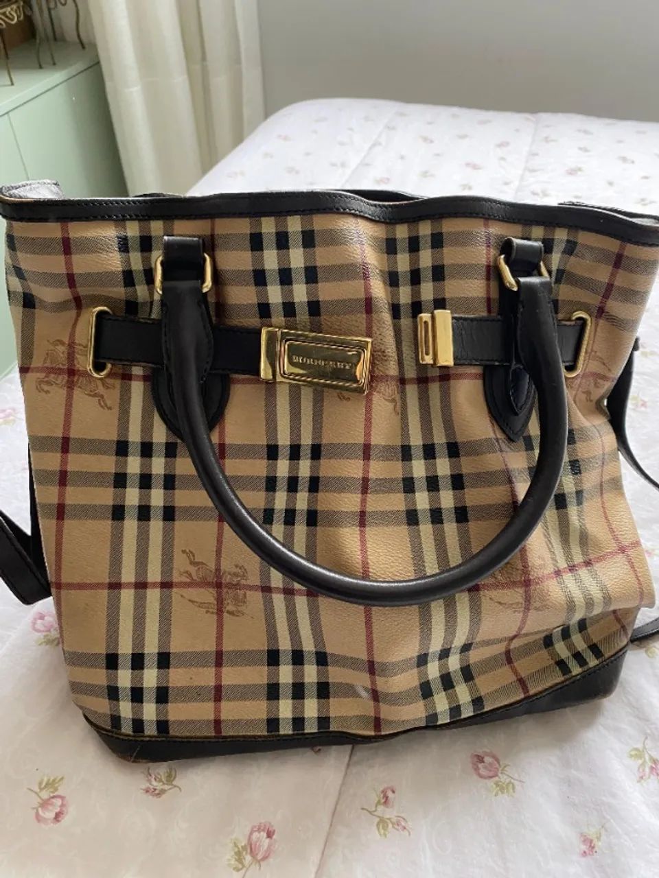 Bolsa com Alça Burberry Haymarket Check Medium Golderton - Foto 2