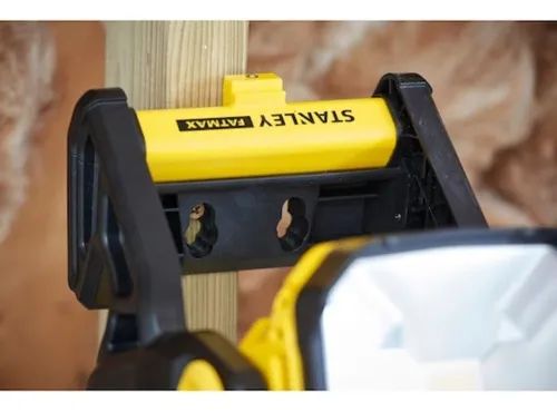 Refletor 20v Max Ion De Litio Stanley Scl030-b2 - Foto 2