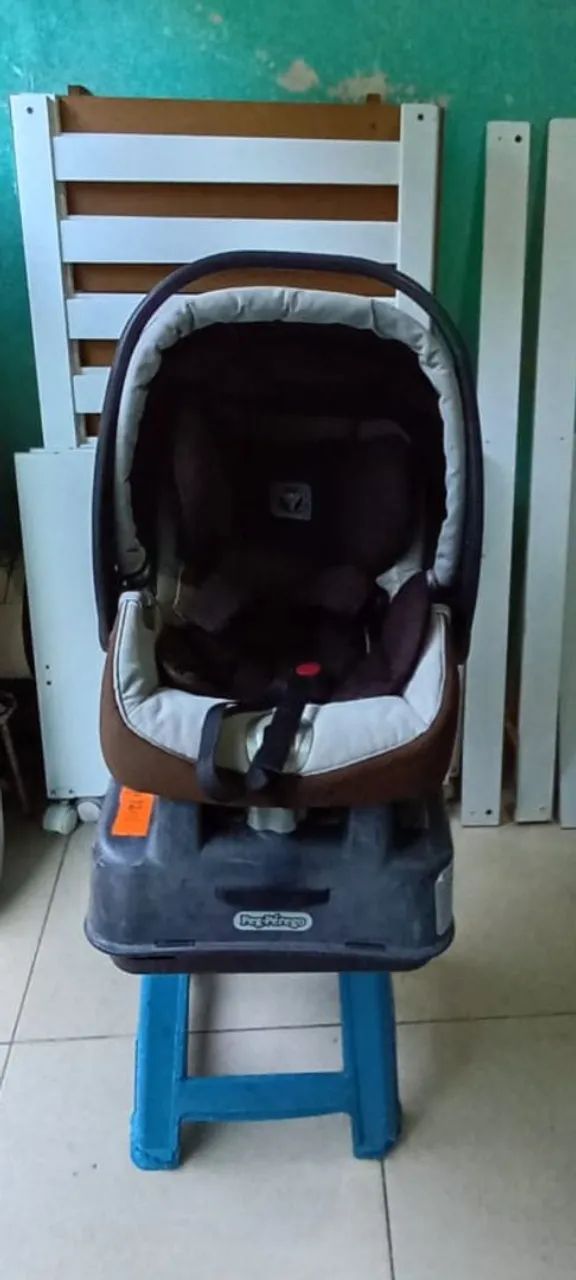 Cadeirinha de bebê de carro 