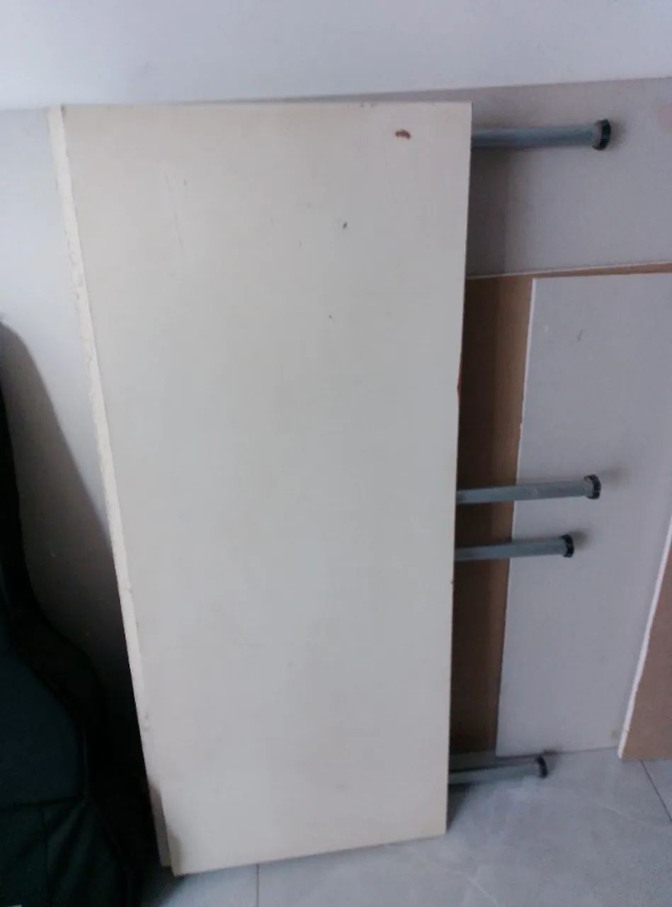 Mesa e cadeira de estudos 