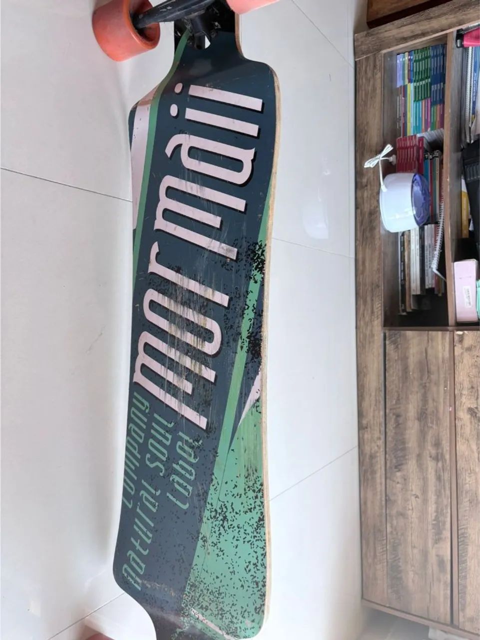 Longboard Drop-Through - Estável e Perfeito pra Descida - pouco uso <br> - Foto 5