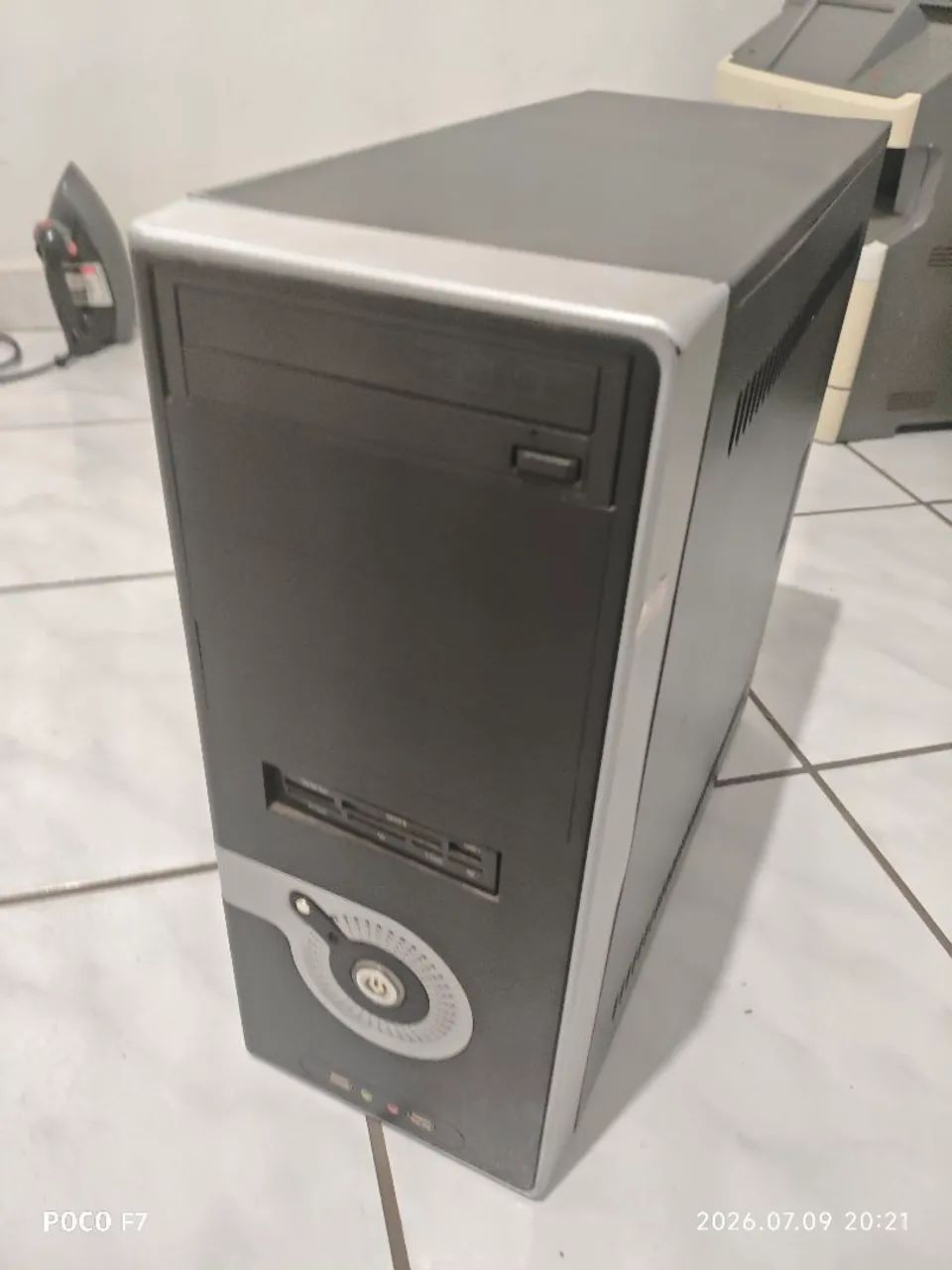CPU GAMER XEON SSD 1tb M2 32GIGA RAM RX580