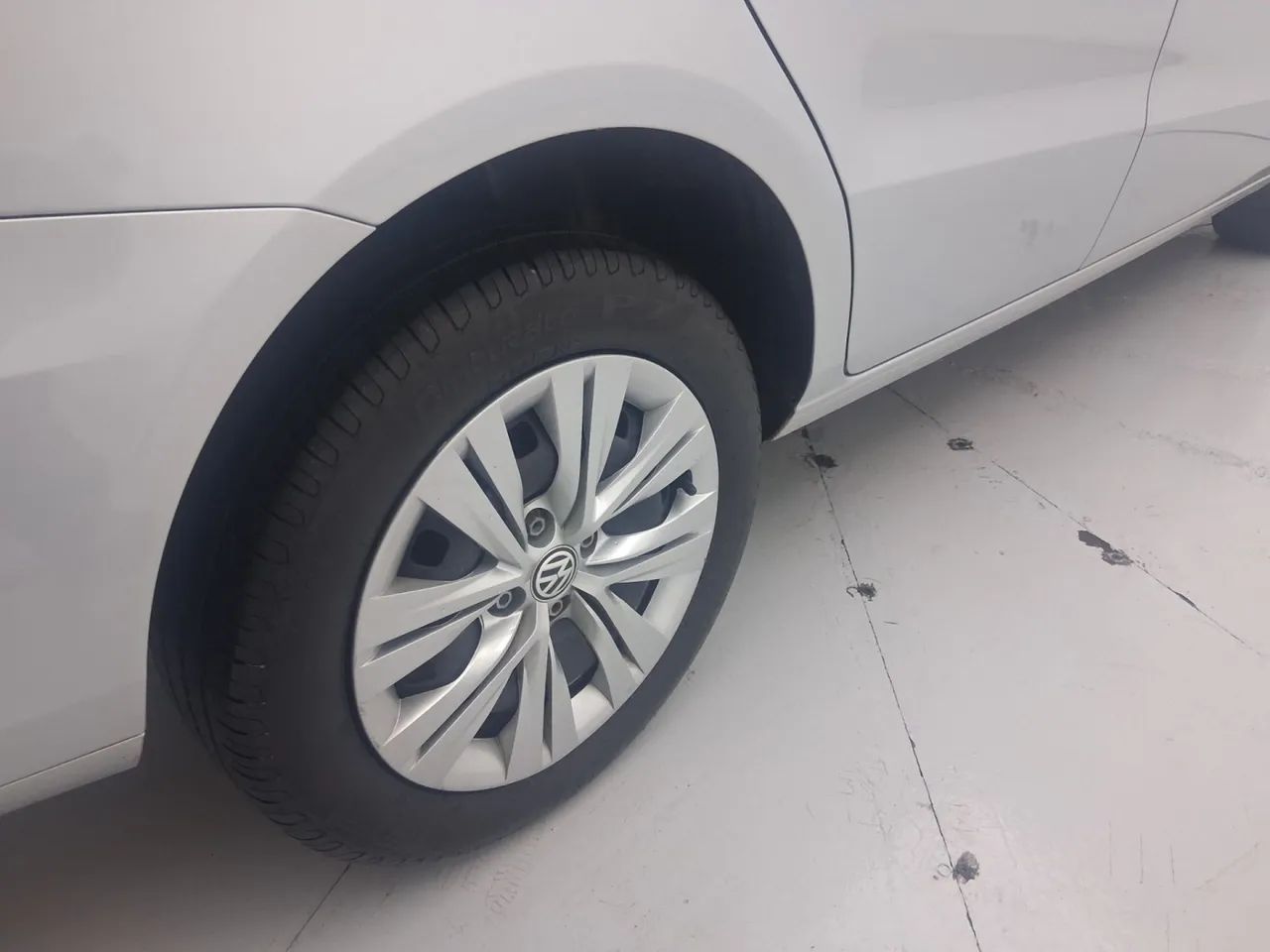 Volkswagen Voyage 1.0 Flex 12V 4p, foto 14 de 18
