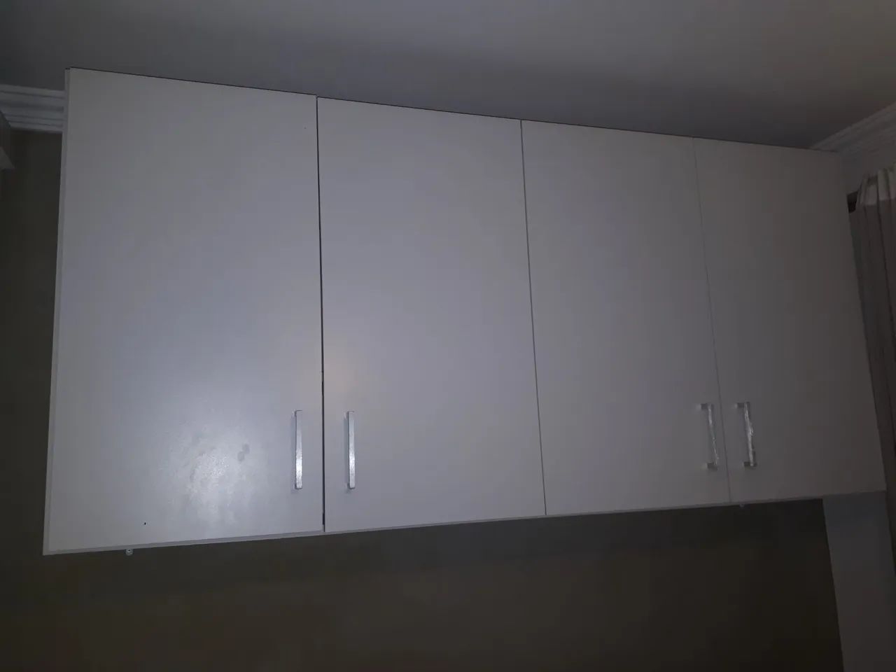 Armário suspenso