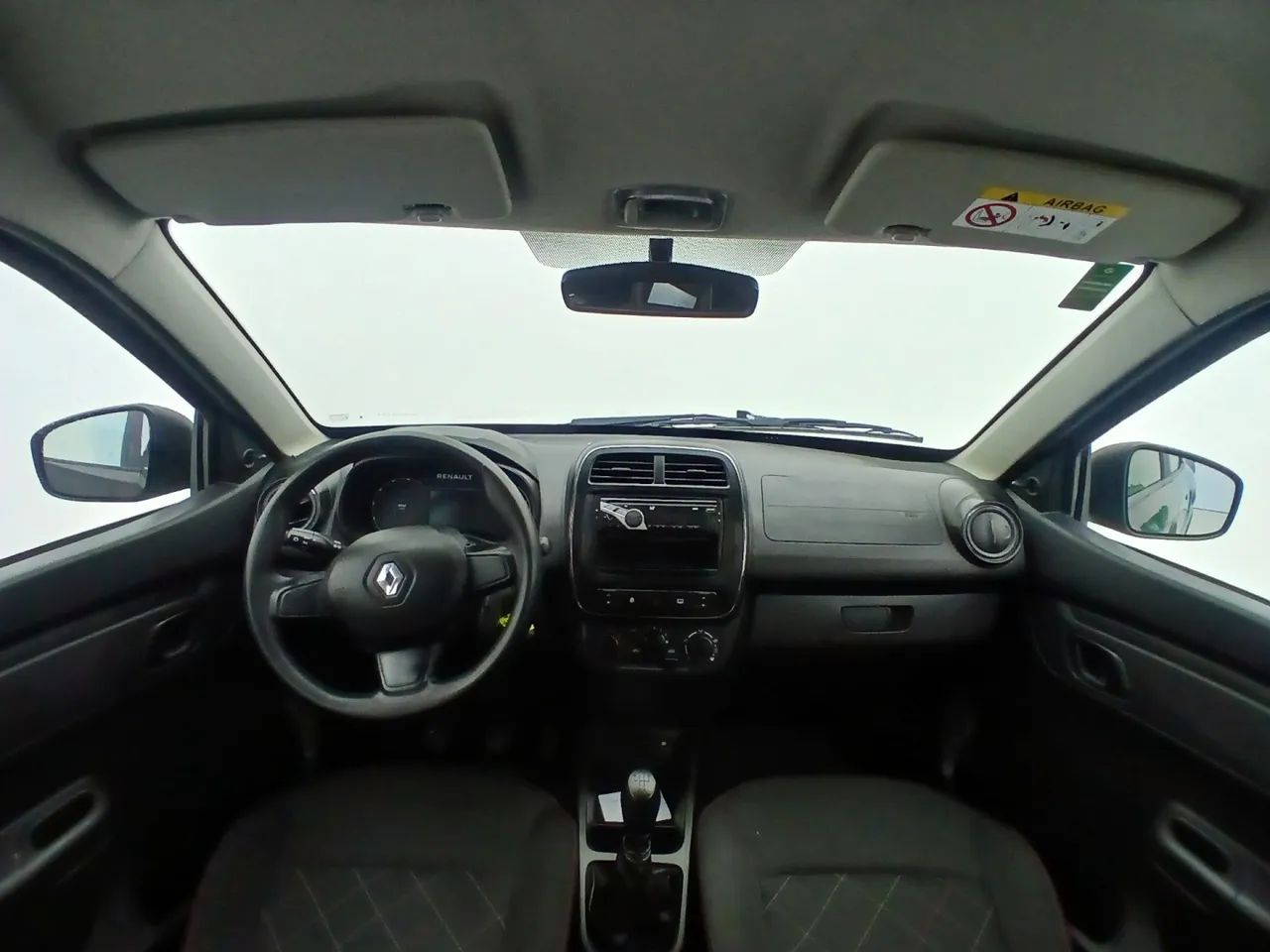 Renault Kwid 1.0 Zen, foto 15 de 18