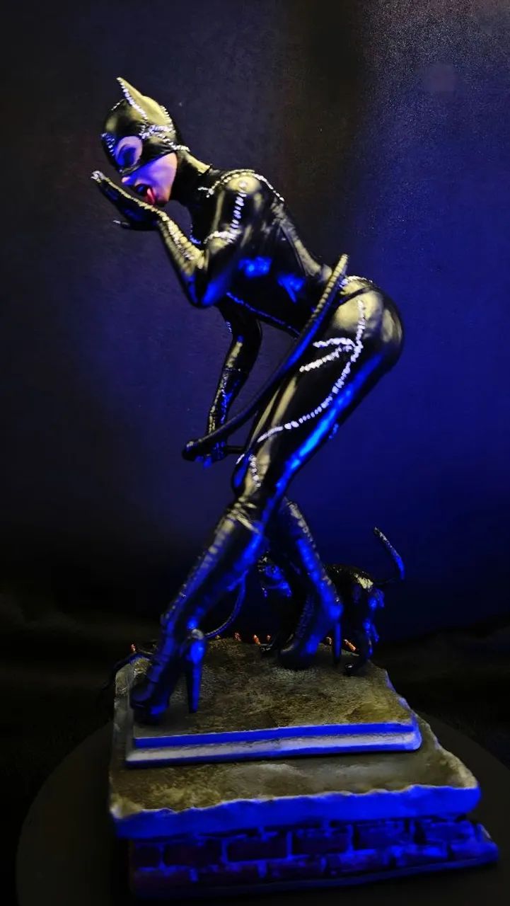 Batman que ri e Mulher Gato Action Figure - Foto 4