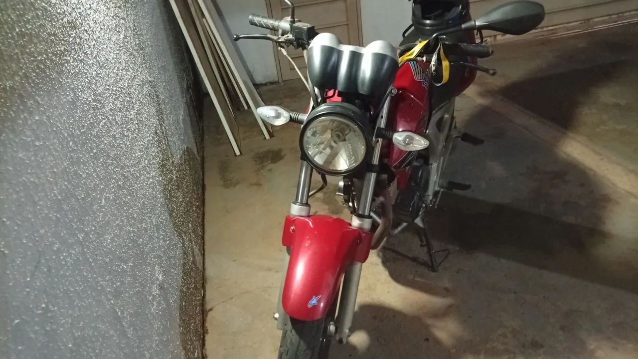 Cb 250 tuister 