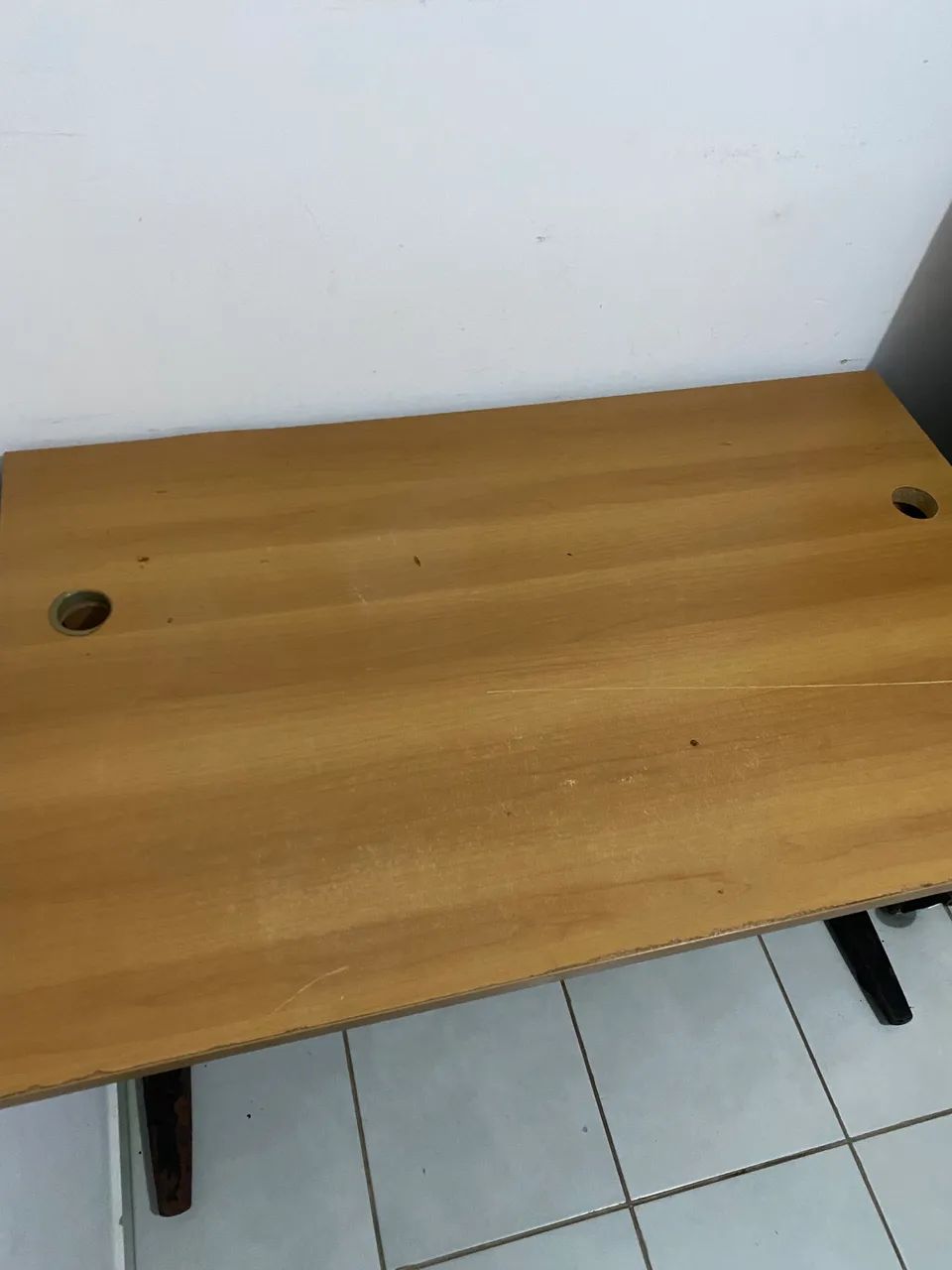 Mesa de escritório / estudo - resistente 