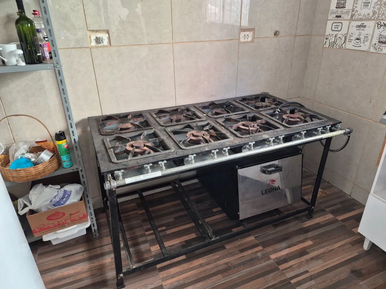 Fogão Industrial de 8 bocas e forno - Foto 3
