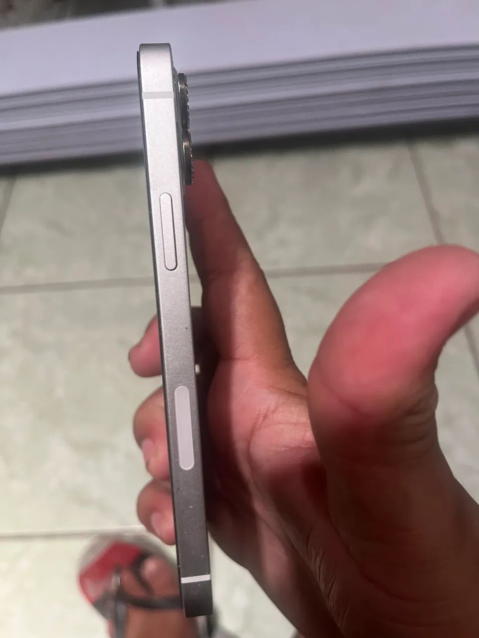 iPhone 12 Branco - Foto 2