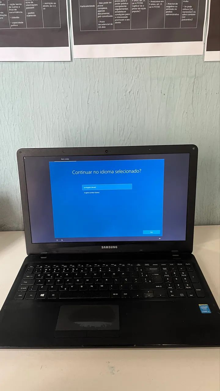 Notebook Samsung Semi-Novo - (Com Carregador)