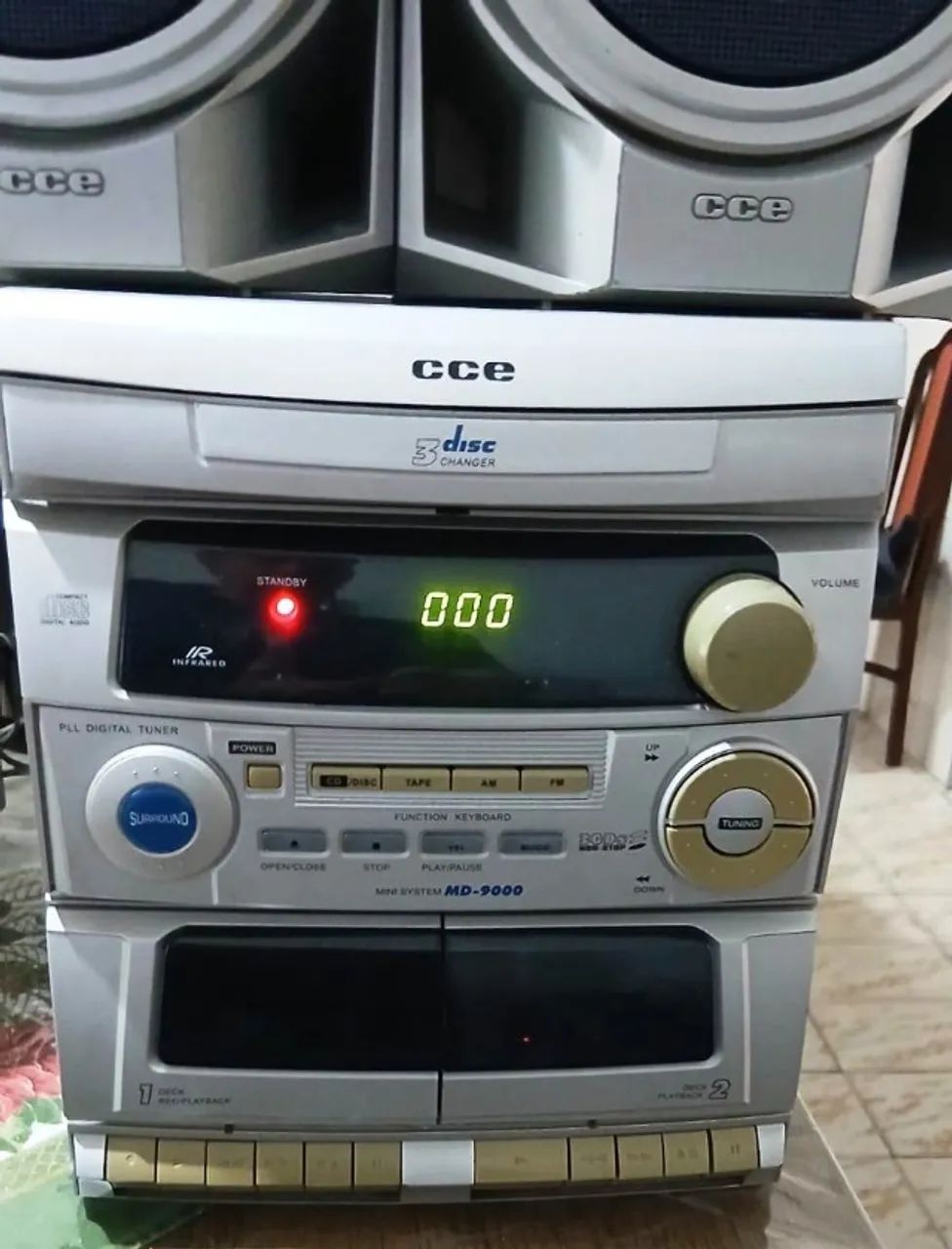 Mini System cce md-9000 c/ 2 caixas e controle - Foto 3