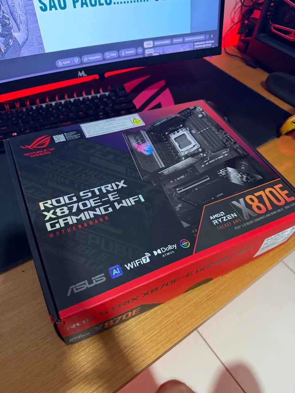 Placa mãe asus rog x870e-e