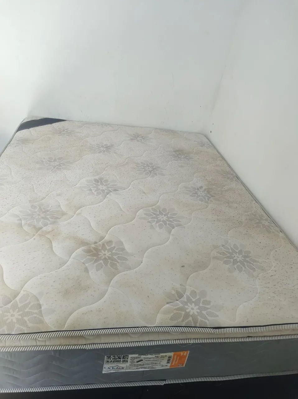 Cama QUEEN D33 ESPUMA  - Foto 3