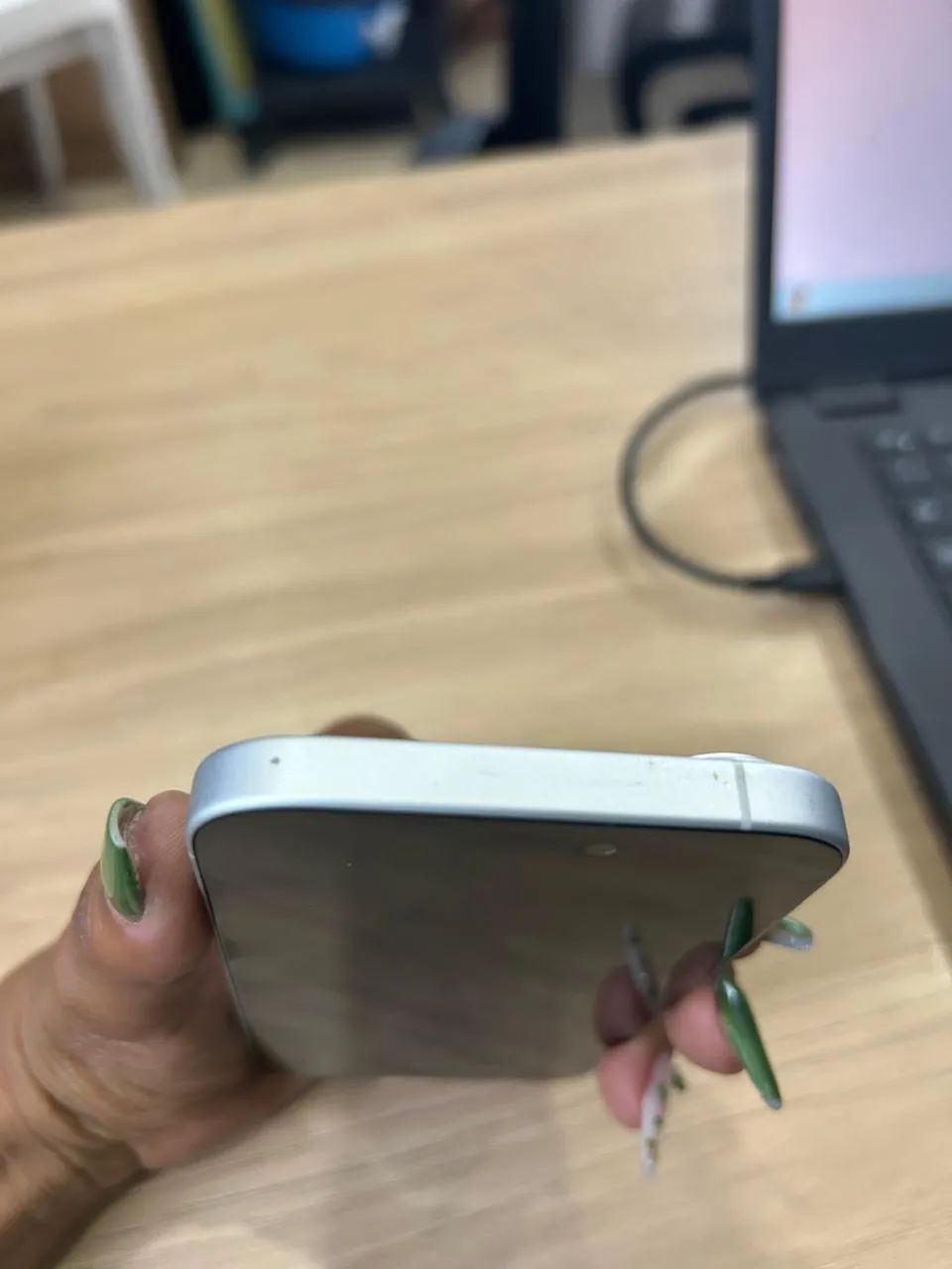 iPhone 16 branco  - Foto 5