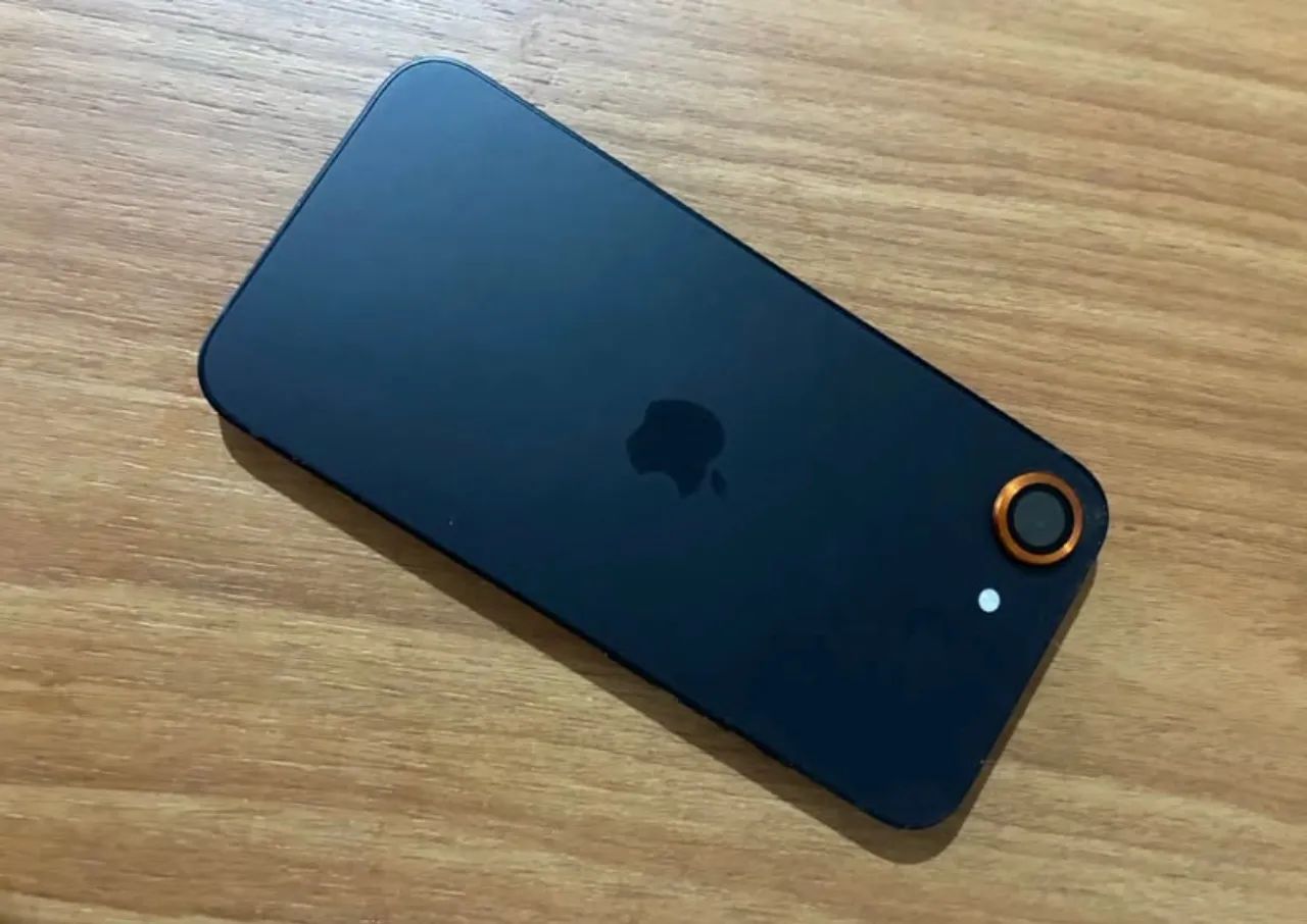iPhone 16e 128gb