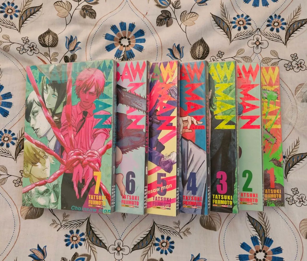 Vendo  17 mangás - Foto 2