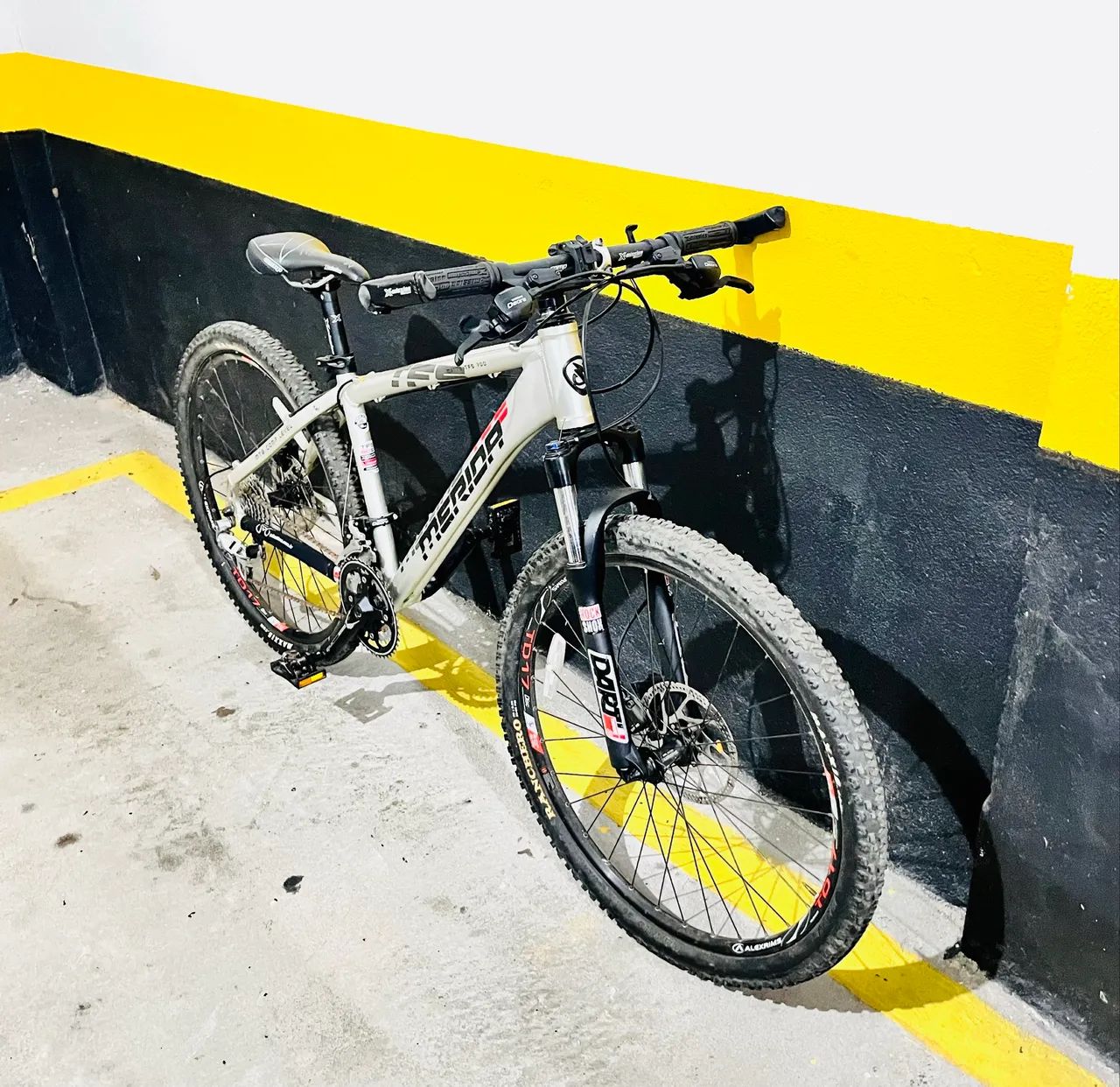 Bicicleta Merida Aro 26 com 27 marchas  - Foto 5
