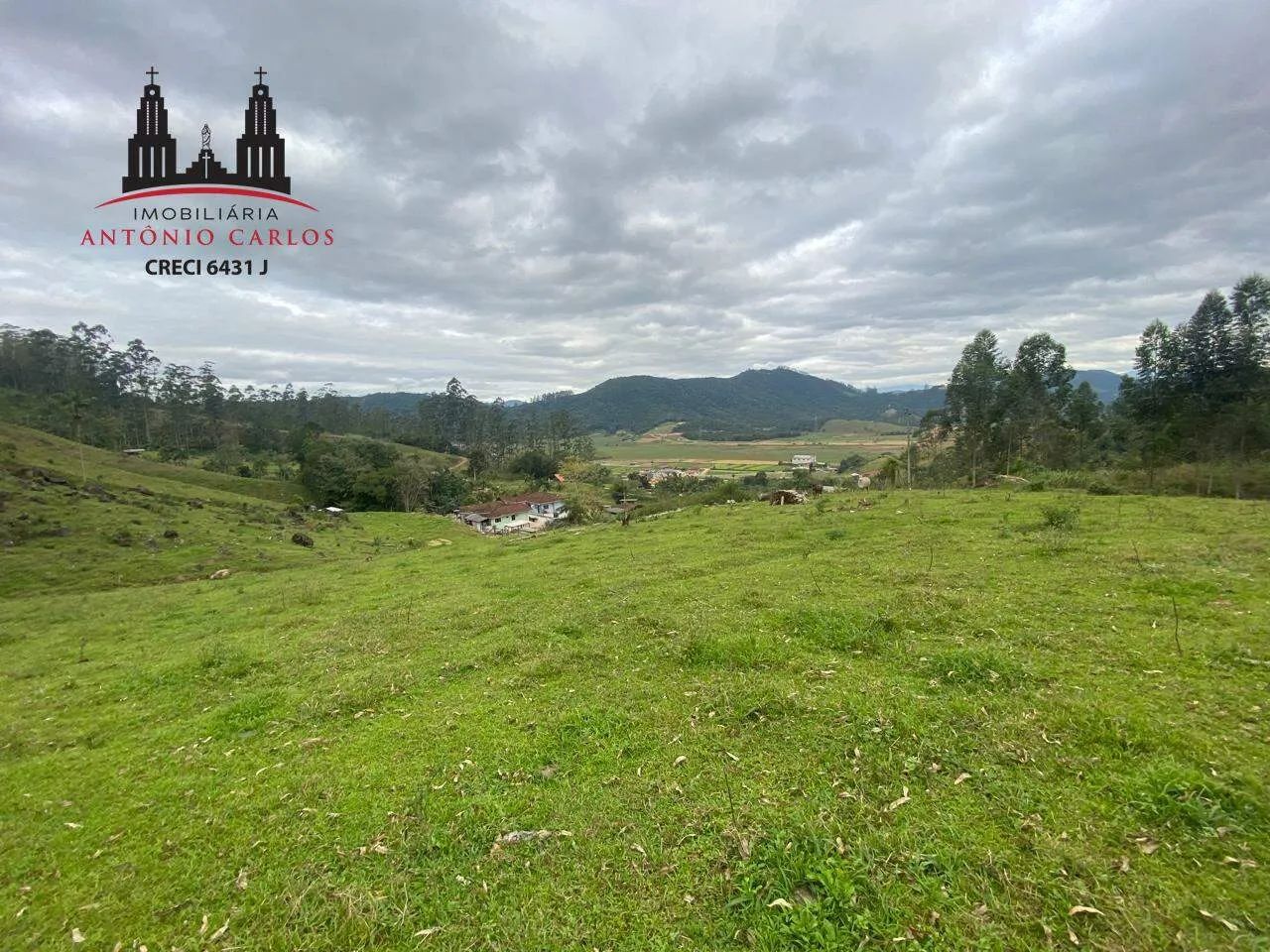 Sítio com 23.000m² à venda em Antônio Carlos/SC