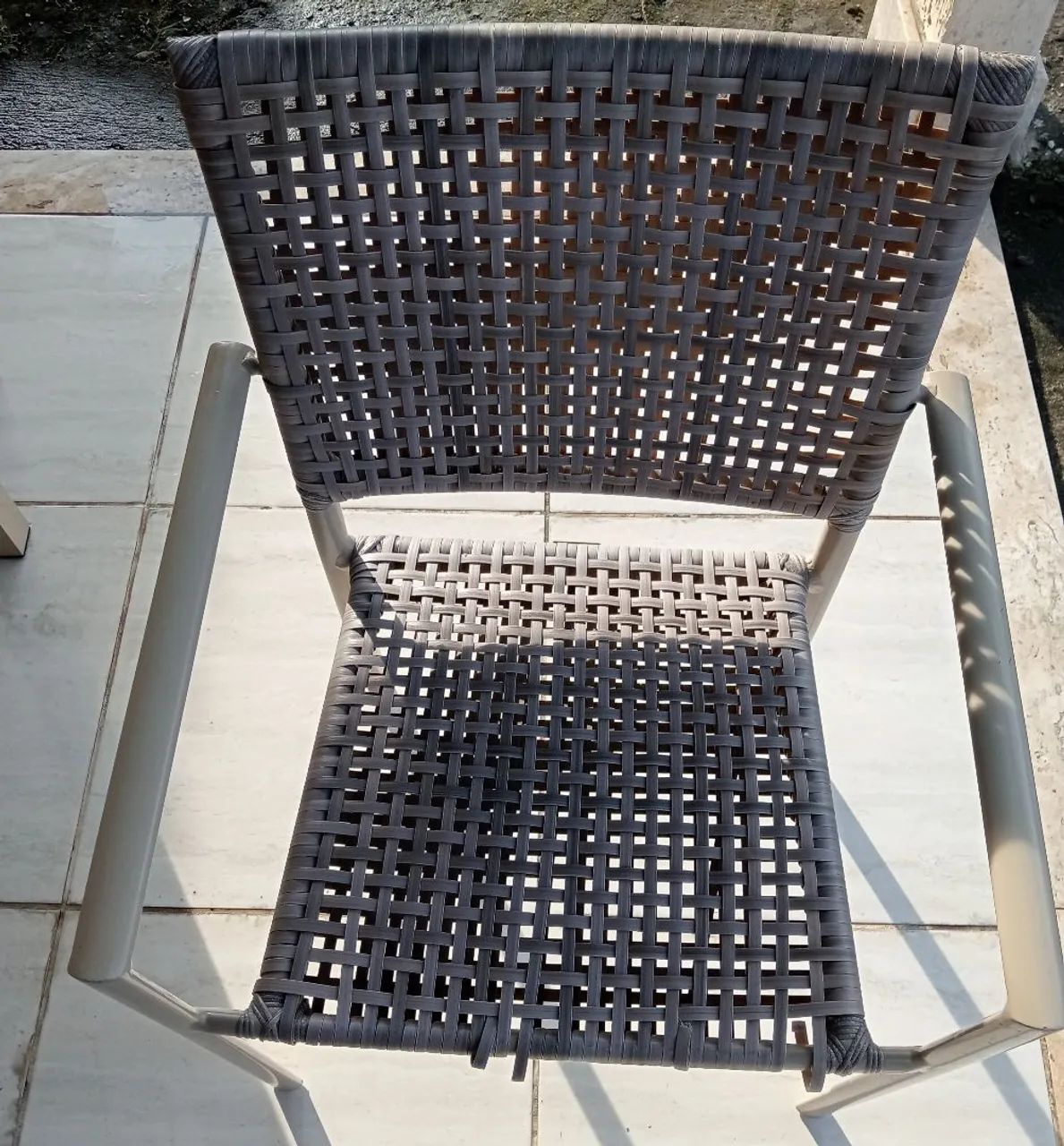 Conjunto de Mesa com tampo de vidro com 4 Cadeiras para área Externa  - Foto 3